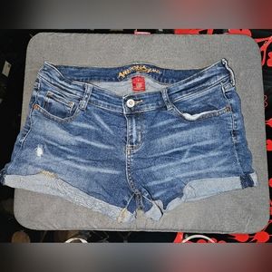 Arizona Jean's Co. Short shorts
